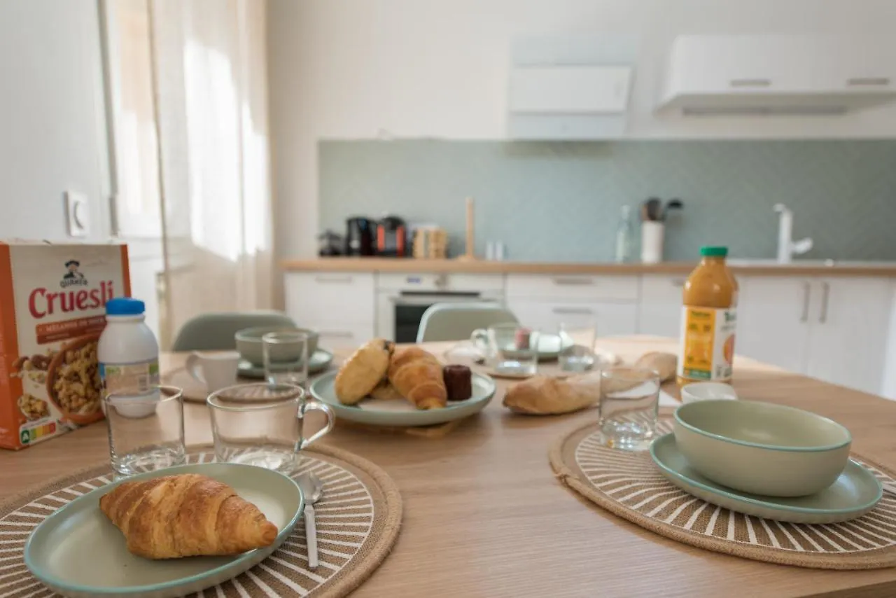 Le Med - Apartment T2 Confort - Proche Plage - Clim - Parking Prive La Ciotat
