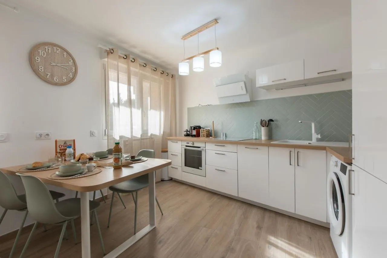 Le Med - Apartment T2 Confort - Proche Plage - Clim - Parking Prive La Ciotat