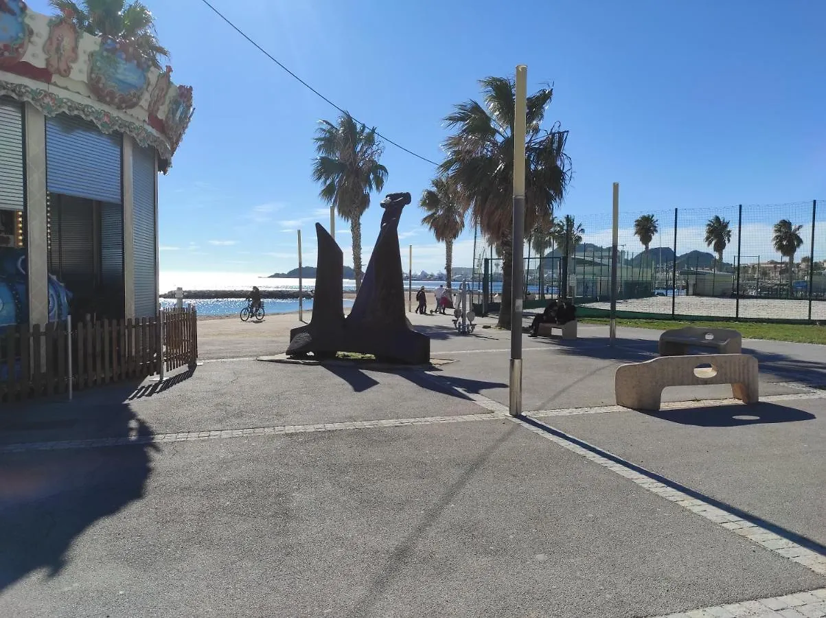 Le Med - Apartment T2 Confort - Proche Plage - Clim - Parking Prive La Ciotat